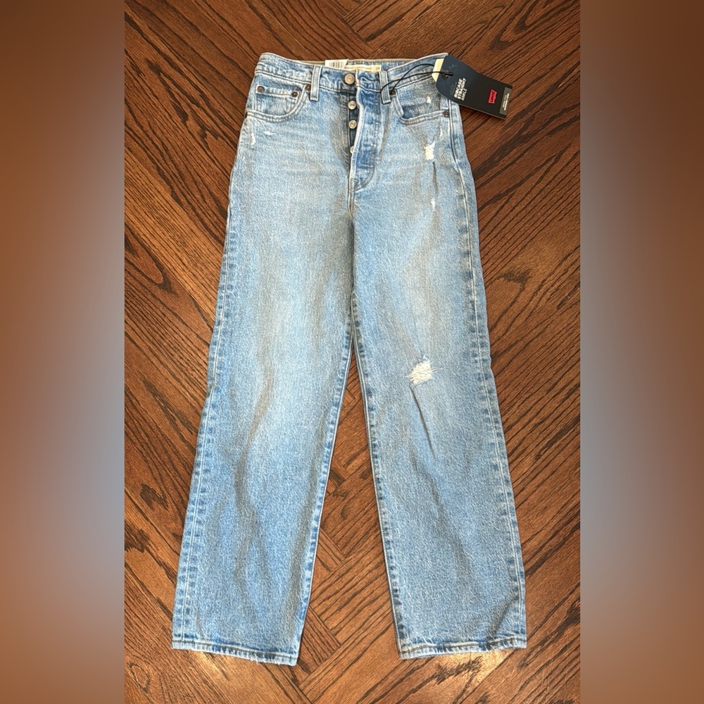 NWT Levi’s Premium Ribcage Ankle Straight Jeans
